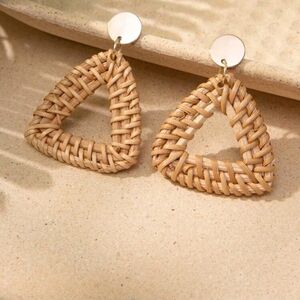 💜4 for $25 Vintage Inspired Wicker Earrings💜